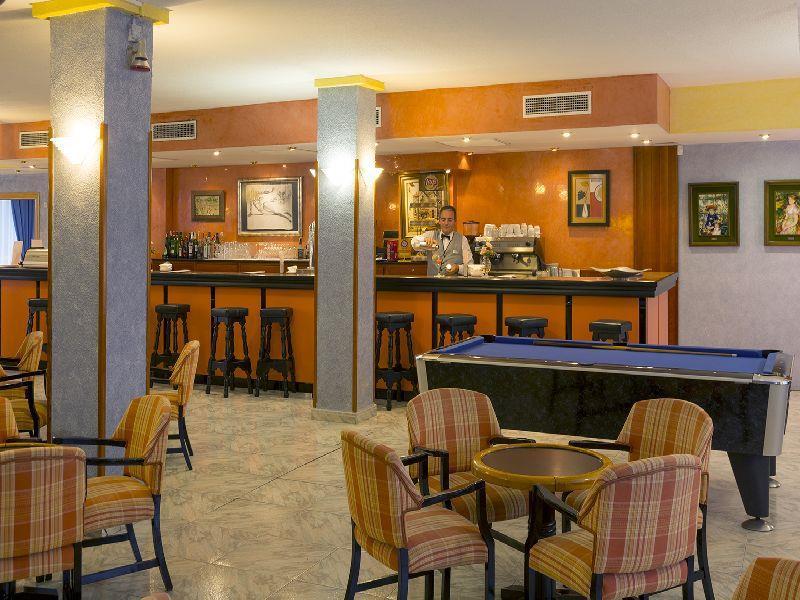 Hotel Dali Palma